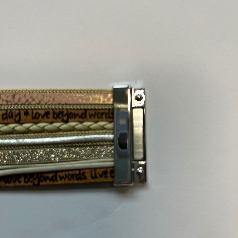 Desimtion Teacher Appreciation Multi-Strand Apple Wrap Bracelet Magnetic Clasp - Picture 8 of 14